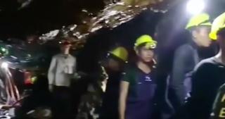 Un fost militar thailandez, care participa la operaţinile de salvare a celor 12 copii şi a antrenorului lor de fotbal, a murit