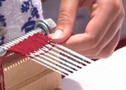 Turiști francezi, impresionaţi de meşteşugurile româneşti descoperite la Reghin