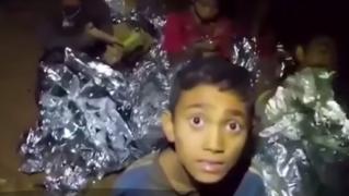 Miracolul din Thailanda. Primii patru copii salvaţi din peşteră au fost scoşi la suprafaţă