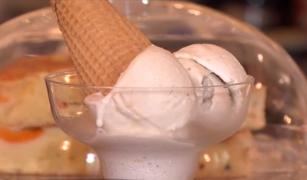 Îngheţată de colivă, piper sau trandafir picant, cele mai inedite deserturi de vară