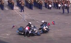 Gafe de proporţii de Ziua Franţei. Coregrafii distruse, iar culorile steagului au fost încurcate la parada de pe Champs Elysees