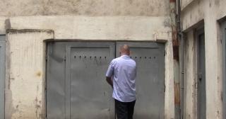 Timişorenii care locuiesc în Centrul Istoric al oraşului acuză că îşi plătesc degeaba parcările