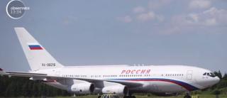 Vladimir Putin călătorește cu un avion fabulos. Până și capacul toaletei e placat cu aur