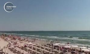 Pe litoralul din Năvodari e un amestec între Vama Veche și plajele exotice