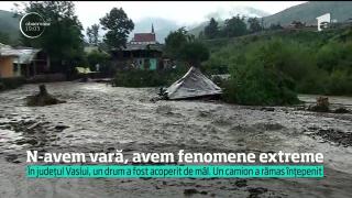 România, lovită de un fenomen meteo foarte rar. 3 fronturi atmosferice se ciocnesc exact deasupra ţării noastre