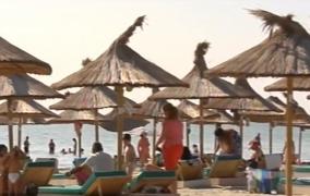 Eveniment special pe Litoral. "Vin desculț", târg de vinuri şi preparate din fructe de mare