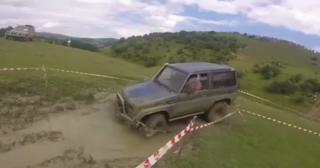 Un primar iubitor de sporturi extreme organizează an de an un campionat off-road