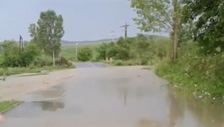 România nu scapă de coşmarul inundaţiilor. Ce spun meteorologii