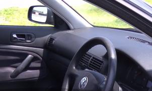 Registrul Auto Român nu va mai permite înmatricularea mașinilor non-UE cu volan pe dreapta