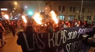 Trei femei, înjunghiate la o manifestaţie pentru dreptul la avort, în Santiago de Chile