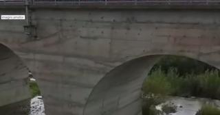 Ploile abundente pun în pericol circulaţia feroviară dintre Ploieşti Vest și Braşov!