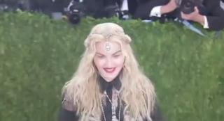 Madonna îşi sărbătoreşte cea de-a 60-a aniversare printr-o strângere de fonduri pentru copiii orfani din Malawi