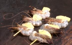 Reţete speciale pentru frigărui, combinaţii exotice