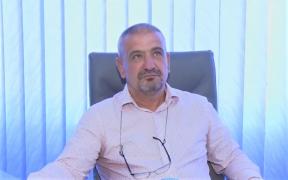 Primarul din Ulmi a picat testul de cultură generală, dar nu îi e frică de virusul ”gerunziu”