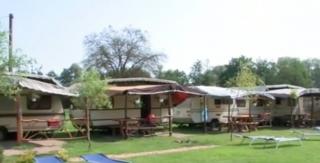 În Bihor a fost amenajat un camping cu 18 rulote, chiar la poalele Munților Pădurea Craiului