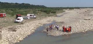 Valul de căldură care a lovit România a adus, din păcate, şi tragedii. Trei oameni şi-au pierdut viaţa înecaţi