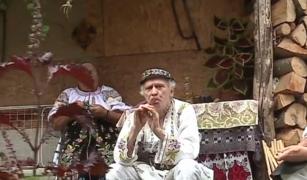 Tradiţia meşterilor de fluiere. Un singur instrument necesită câteva zile de muncă