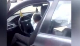 Copilul de 10 ani surprins la volan în Târgovişte nu ar fi fost la prima lecţie de condus