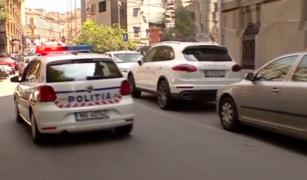 Polițist căutat cu toporul de un individ, pe străzile din Ploieşti!