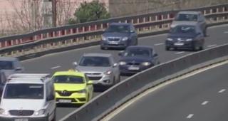 Românii închiriază mașini pentru a-şi impresiona rudele din străinătate