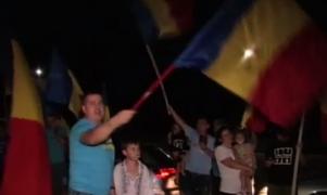 Românii din diaspora se pregătesc pentru mitingul din Bucureşti. Protestele au început deja în alte oraşe