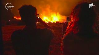 Unul din incendiile majore de vegetaţie din California, "Focul Sacru" face ravagii. 60.000 de locuitori sunt in pericol