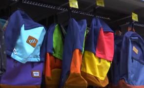 Pregătiri pentru prima zi de şcoală. Cei mai mulţi părinţi au început deja goana după rechizite