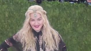 Madonna împlineşte 60 de ani. Ea plănuieşte să-şi sărbătorească ziua de naştere cu o strângere de fonduri pentru copiii din Malawi