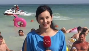 Sute de mii de turiști se bucură de mare