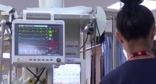 Caz şocant în Iaşi. O femeie însărcinată a pus viaţa copilului ei în pericol, după ce a insistat să-l aducă pe lume acasă şi nu la spital