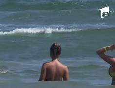 Sezonul oficial se-apropie de sfârşit pe litoral. Aşa că preţurile scad, treptat