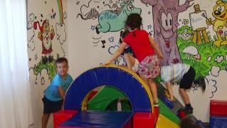 Grădiniţele particulare au devenit o afacere profitabilă, atunci când statul dă greş