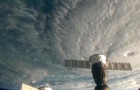 Arhipelagul Hawaii s-ar putea confrunta cu cel mai puternic uragan din istoria sa.