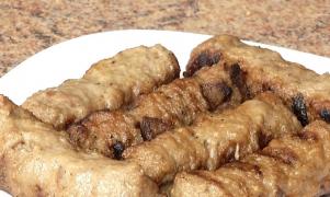 Studiu: Patru mici conțin sare cât pentru toată ziua