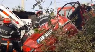 Accident cumplit între Deva și Hunedoara. Un bărbat a murit iar alte două persoane sunt rănite, după un impact frontal
