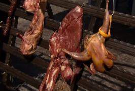 Festival cu carne de vânat în București. Iepuri gătiţi la jar, cârnaţi la grătar și ciuperci preparate după reţete vânătoreşti