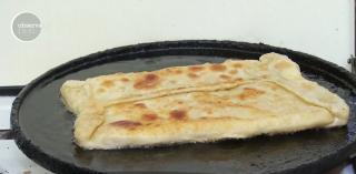 Marea unire a românilor, în jurul plăcintelor. Reţete din fiecare zonă a ţării se întrec la cel mai gustos festival