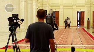 Noua sesiune parlamentară aduce reguli stricte pentru jurnalişti. La Camera Deputaţilor s-a montat un "'ţarc" pentru presă