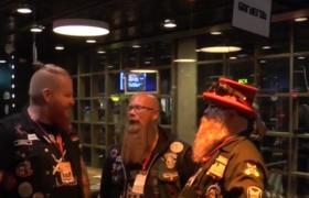 Sute de bărboşi s-au adunat la o paradă în Stockholm şi au participat la un concurs pentru cel mai bun bărbier din ţară