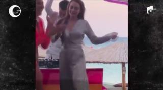 Lindsay Lohan, virală pe internet, după o coregrafie cel puţin dubioasă