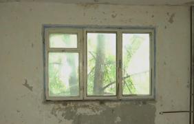 Şcoala Postliceală Sanitară din Iași, reparată de Meșterul Manole. De zece ani lucrările nu se mai termină