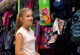 Copiii se întorc la şcoală, peste câteva zile, dar ghiozdanul rămâne la fel de greu