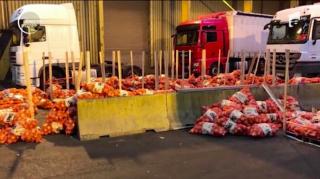 Român suspectat de trafic de droguri, în Anglia. Bărbatul a fost prins în timp ce prelua un camion cu peste 400 de kg de droguri