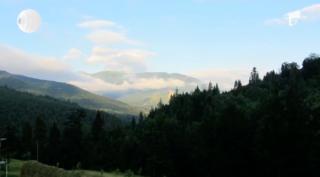 Legenda prințului și a Zânei Florilor, Izvodia, din Munții Rodnei