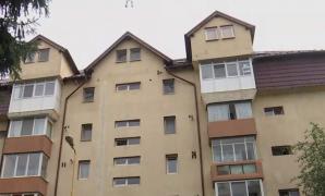 Locuințele-fantomă, o problemă națională. Locatarii nu au acte de proprietate şi nu-şi pot face asigurare