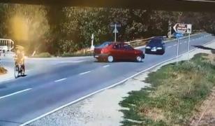 Accident surprins de camere la Sibiu. O femeie însărcinată a ajuns de urgenţă la spital
