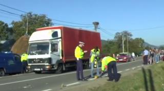 Tânără de 16 ani din Neamţ, accidentată mortal în timp ce mergea spre școală. Șoferul mașinii a fost la un pas să fie linșat