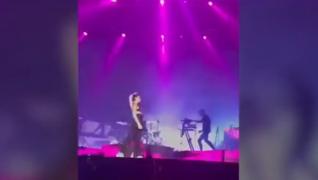 Dua Lipa, în centrul unui scandal monstru. Fanii artistei au fost bătuţi la un concert din Shanghai