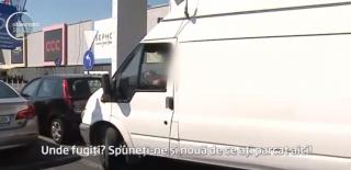 Şoferii preferă să plătească amenzi uriaşe, în loc să nu mai parcheze pe locurile rezervate persoanelor cu dizabilităţi