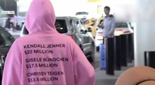 Jared Leto protestează faţă de modelele de top. Cum a fost fotografiat actorul în aeroport